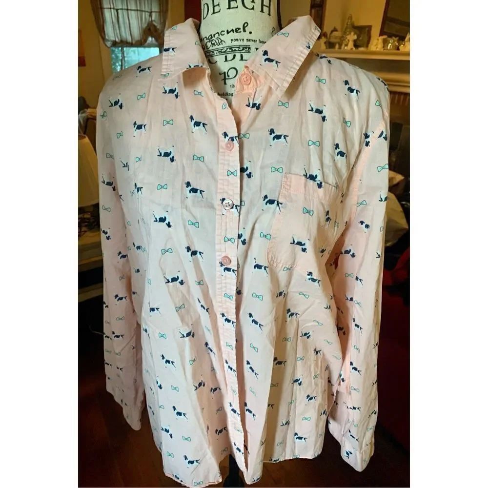 Red Camel Dog & Bow Button Up Shirt - Picture 3 of 8